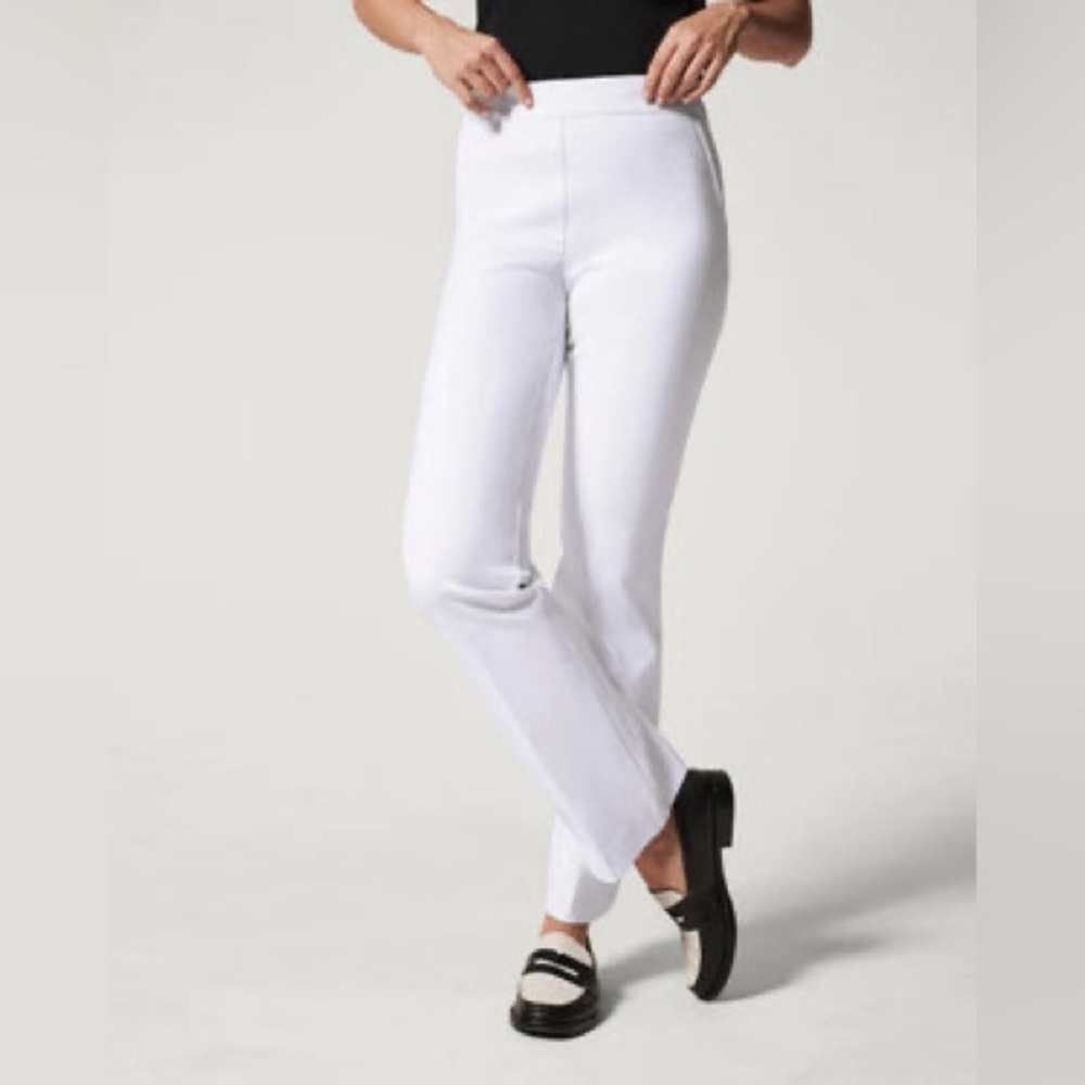 Spanx Women's On-the-Go Kick Flare Pant Classic White Size Small 20373R Like New